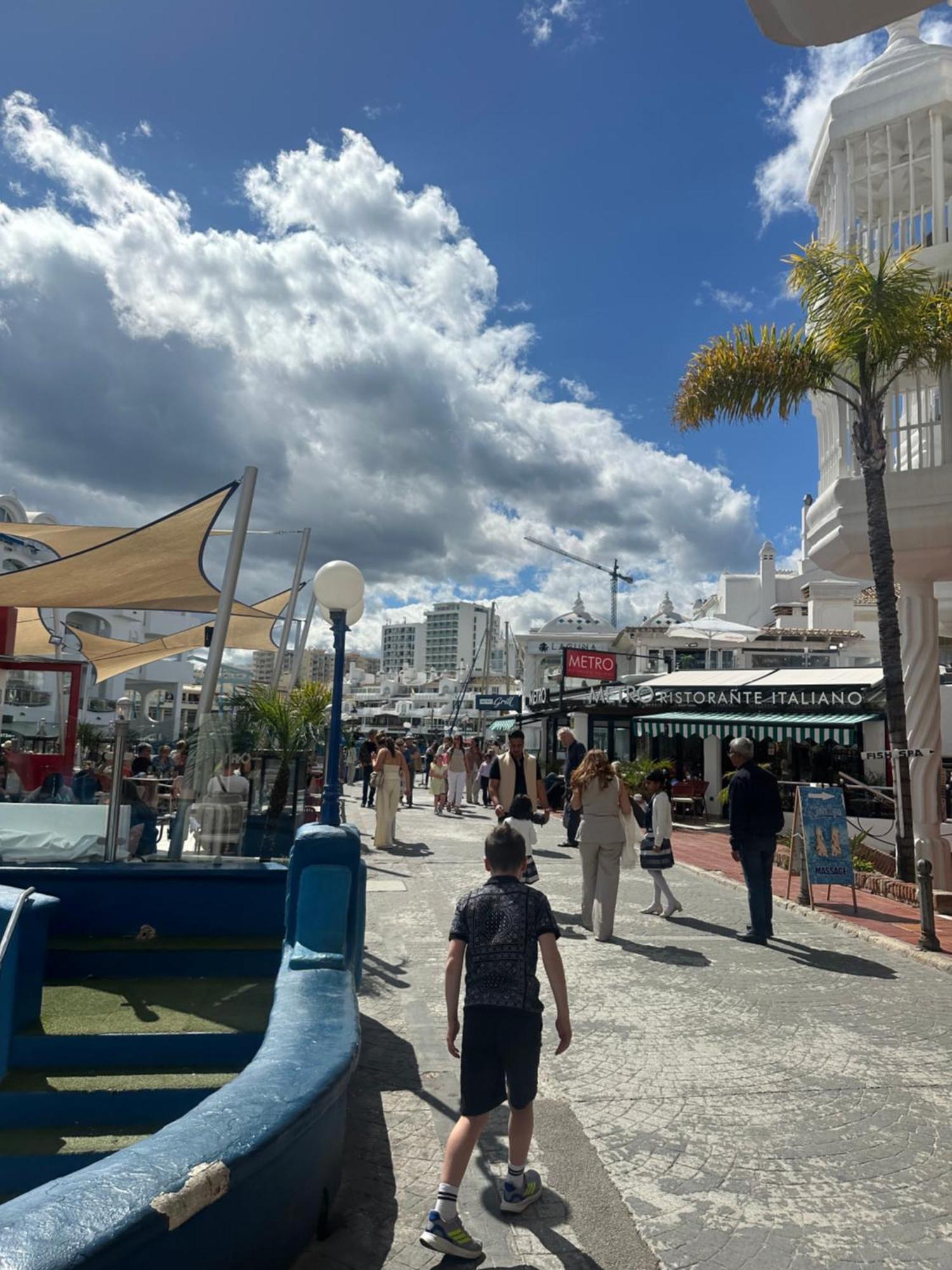 Lujoso Atico Duplex En Puerto Marina Apartamento *