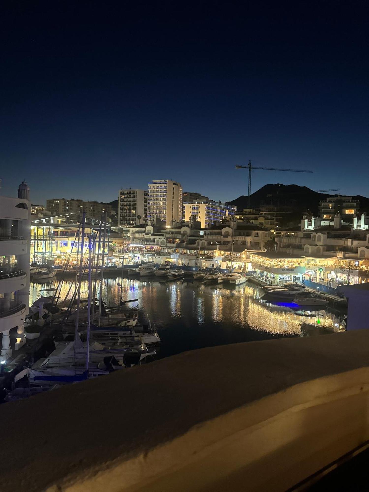 Appartement Lujoso Atico Duplex En Puerto Marina
