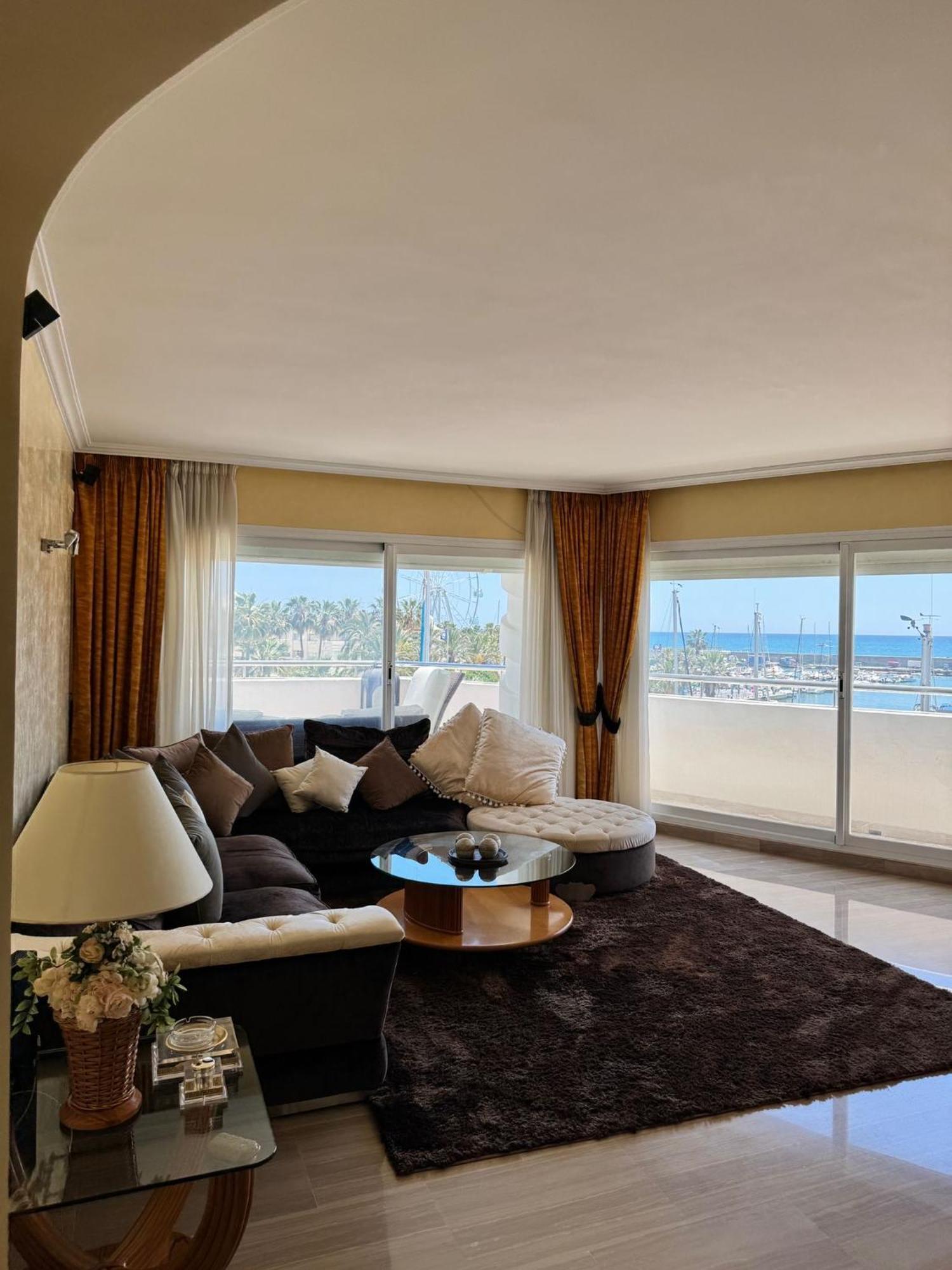 Lujoso Atico Duplex En Puerto Marina Benalmádena