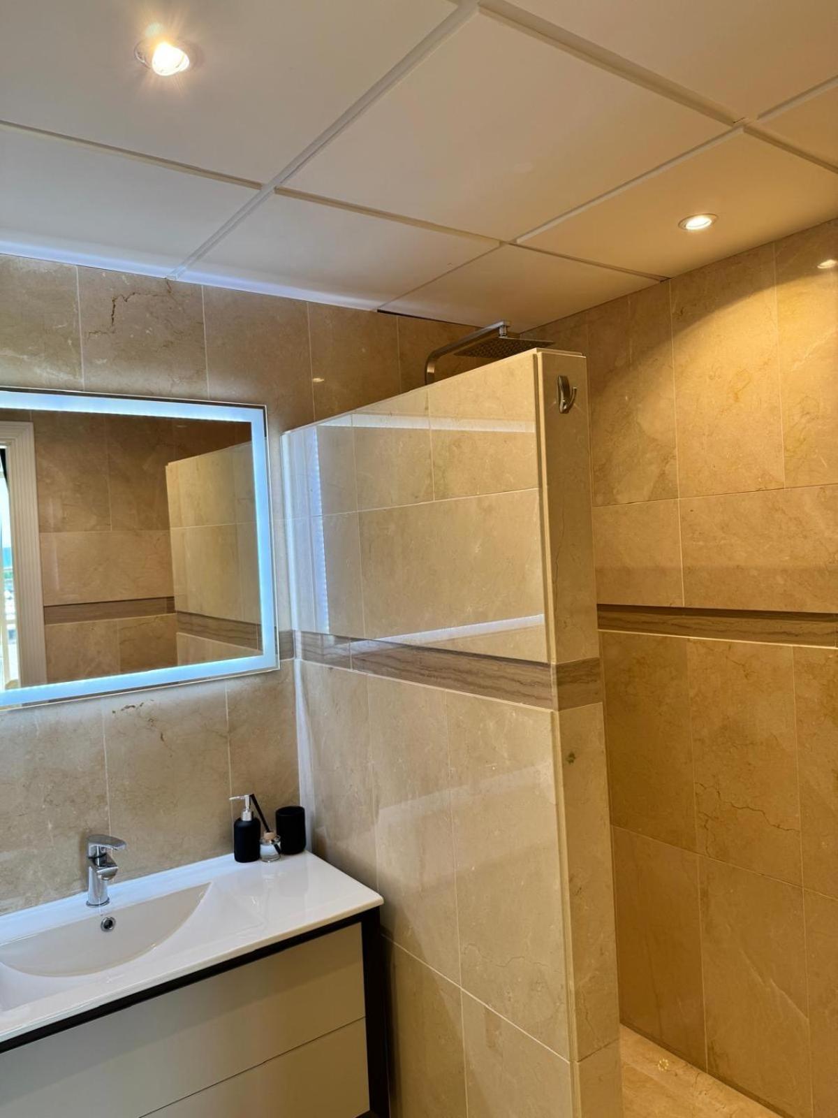 Lujoso Atico Duplex En Puerto Marina Appartement *