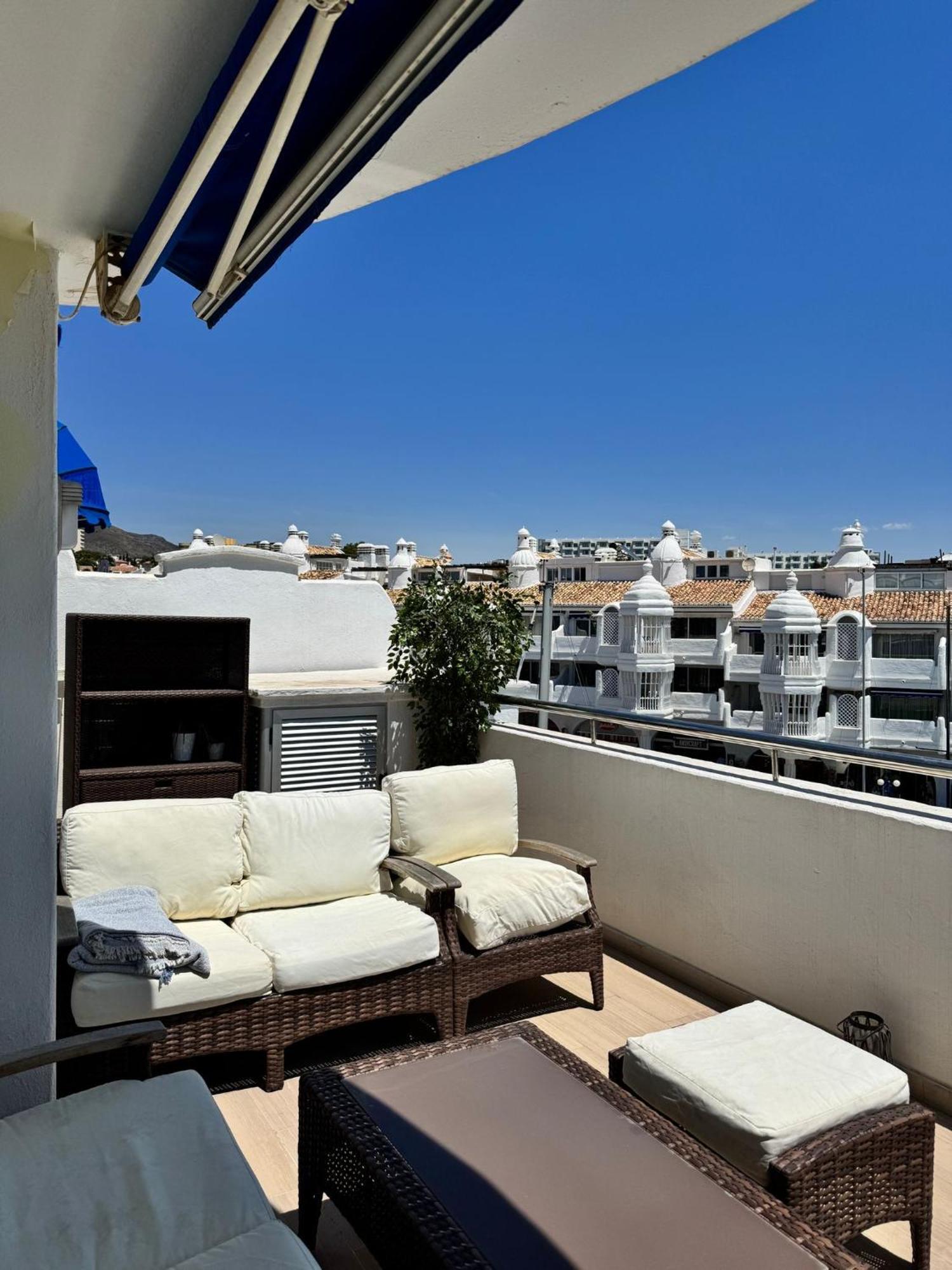 Lujoso Atico Duplex En Puerto Marina Appartement