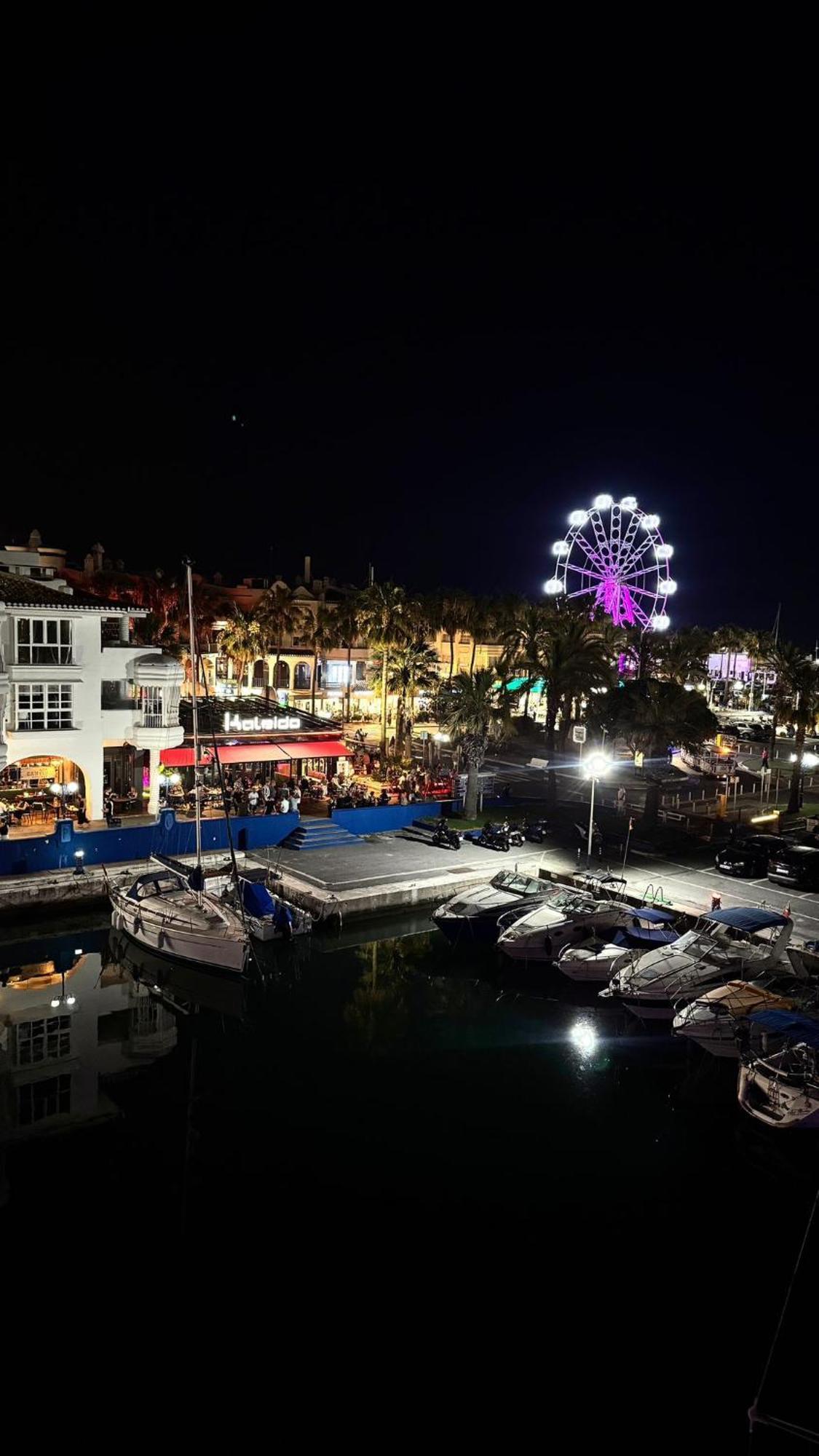 Appartement Lujoso Atico Duplex En Puerto Marina